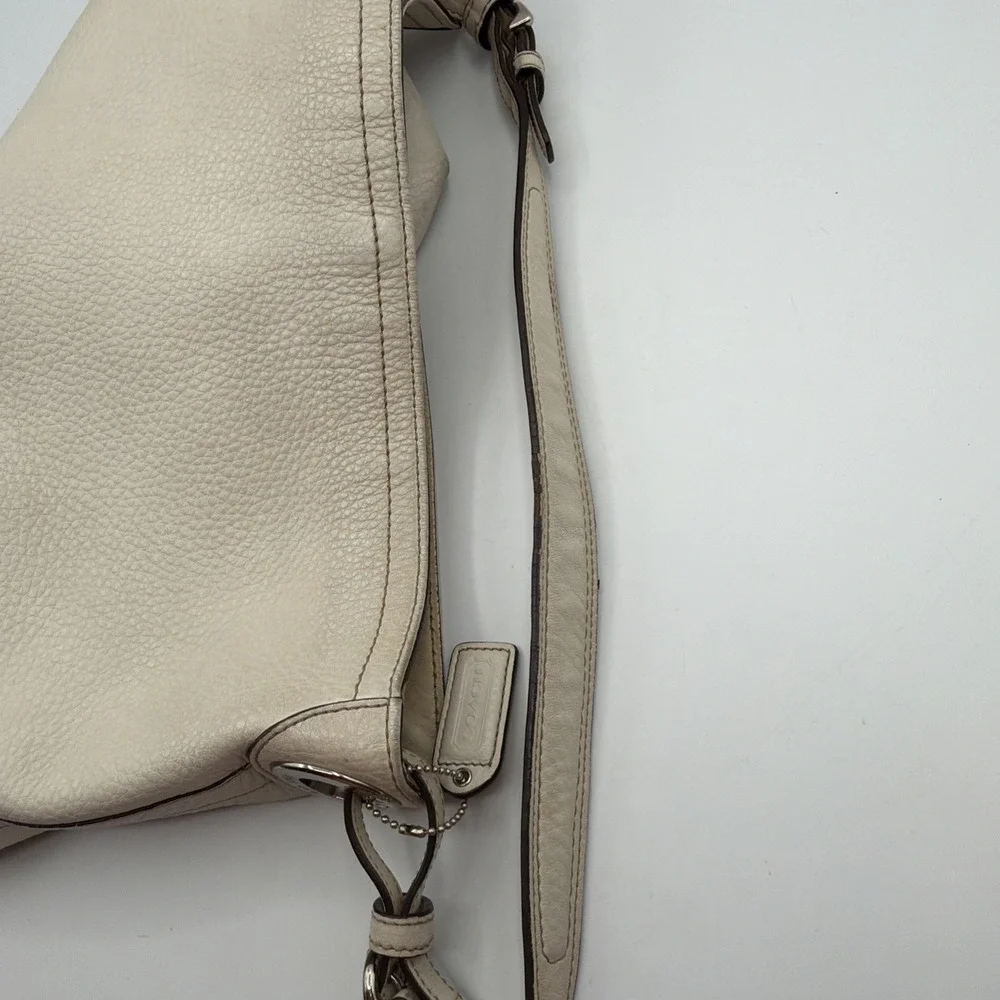 Coach vintage camel